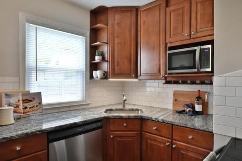 896 E Longview Ave, Columbus, OH 43224 photo 13