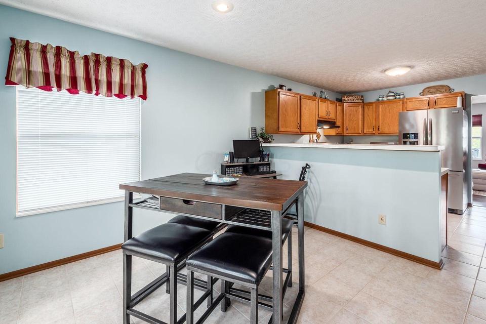  1608 Tall Meadows Dr, Columbus, OH 43223 photo 11