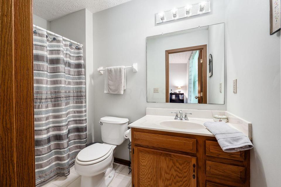  1608 Tall Meadows Dr, Columbus, OH 43223 photo 16