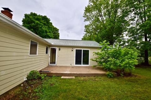 41 Mccormick St, La Rue, OH 43332 photo 2