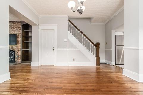 392 E Gates St, Columbus, OH 43206 photo 8