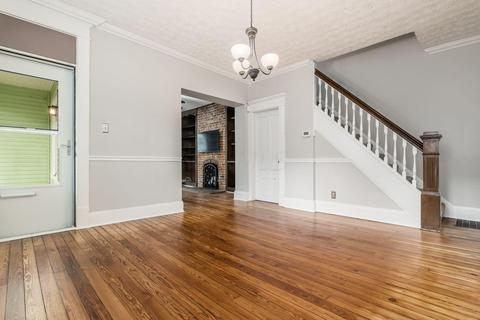 392 E Gates St, Columbus, OH 43206 photo 5