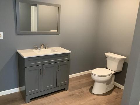 156 E Water St, Circleville, OH 43113 photo 9