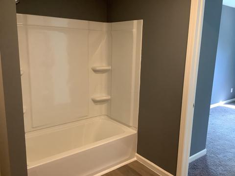 156 E Water St, Circleville, OH 43113 photo 10