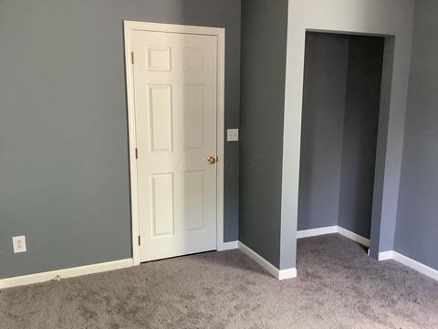 156 E Water St, Circleville, OH 43113 photo 8