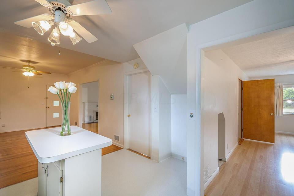  142 Dry Creek Rd, Newark, OH 43055 photo 10