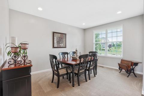 554 Eagle Walk Rd, Delaware, OH 43015 photo 9