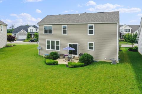 554 Eagle Walk Rd, Delaware, OH 43015 photo 3