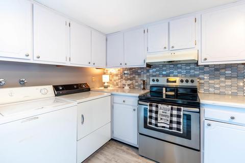 2945 Derr Rd, Springfield, OH 45503 photo 9