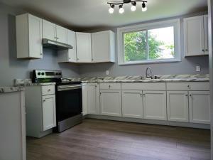 1352 Rutland Ave, Springfield, OH 45505 photo 2