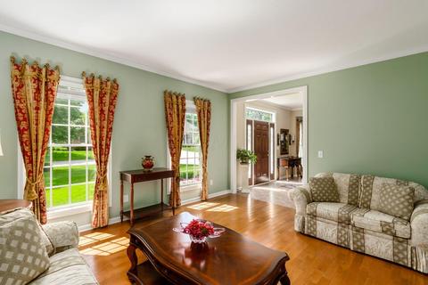 8066 Luckstone Dr, Dublin, OH 43017 photo 14
