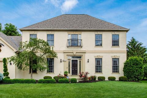 8066 Luckstone Dr, Dublin, OH 43017 photo 3