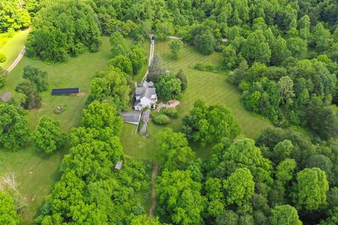 28557 Barton Rd, Logan, OH 43138 photo 4