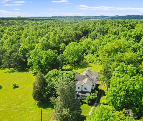 28557 Barton Rd, Logan, OH 43138 photo 2