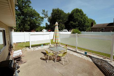 513 Glenmont Dr, Circleville, OH 43113 photo 7