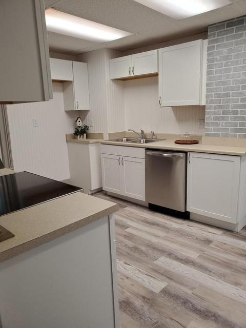 228 E Central Ave, Delaware, OH 43015 photo 15