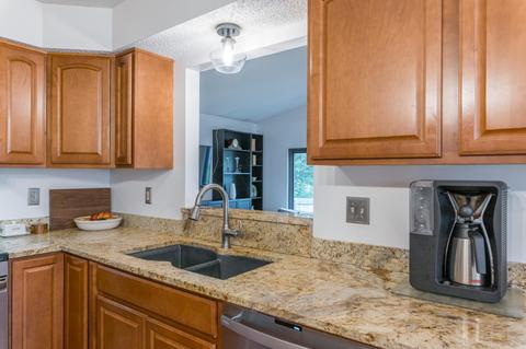 3282 Farmbrook Dr, Grove City, OH 43123 photo 7