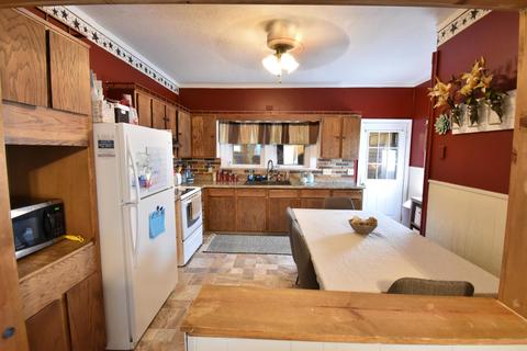 560 E Front St, Logan, OH 43138 photo 11