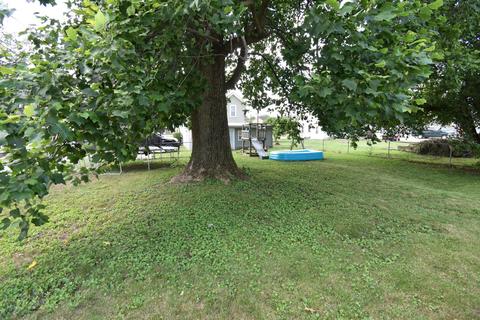 560 E Front St, Logan, OH 43138 photo 7