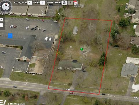3720 Henderson Rd, Columbus, OH 43220