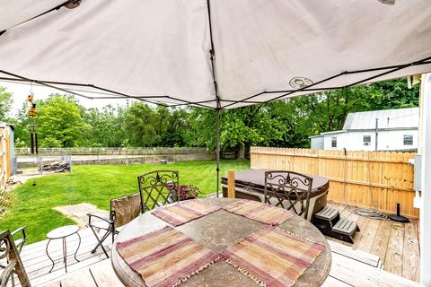 46 E College St, Fredericktown, OH 43019 photo 23