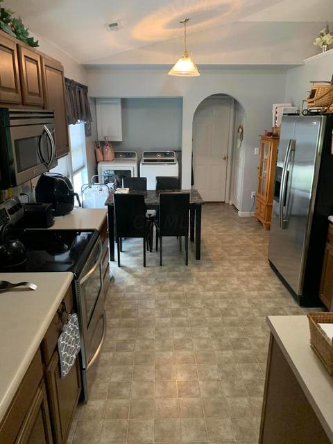 327 Haystack Ave, Pataskala, OH 43062 photo 12