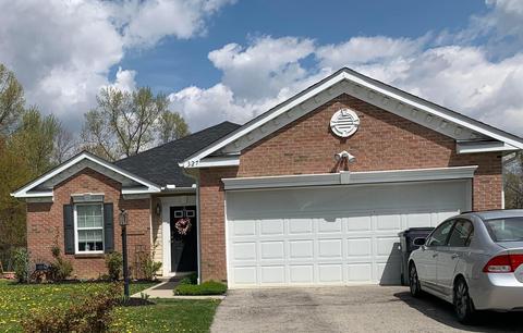 327 Haystack Ave, Pataskala, OH 43062 photo 2