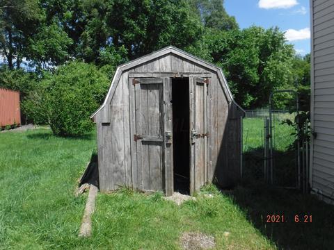 652 Lee St, Marion, OH 43302 photo 5