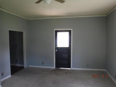 652 Lee St, Marion, OH 43302 photo 2