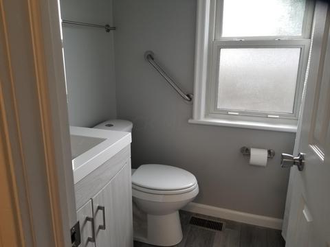 892 S Eureka Ave, Columbus, OH 43204 photo 2