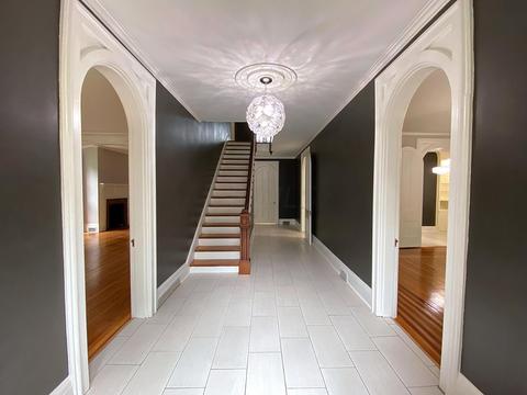 125 E Wheeling St, Lancaster, OH 43130 photo 2