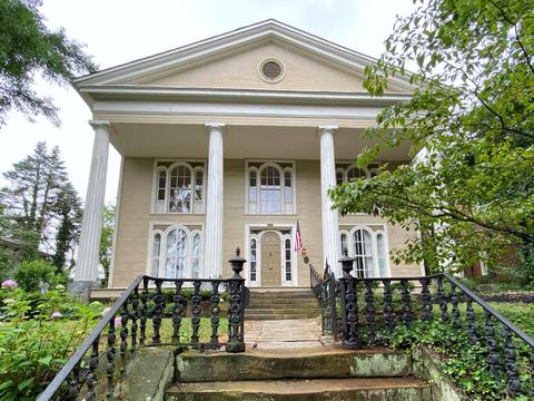125 E Wheeling St, Lancaster, OH 43130 photo 1