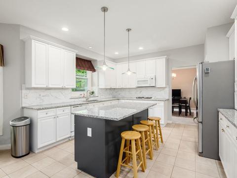 7477 Mccarthy Ct, Dublin, OH 43017 photo 4