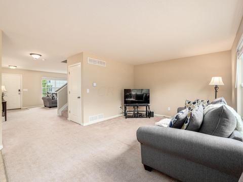 7726 Coppershell St, Blacklick, OH 43004 photo 6