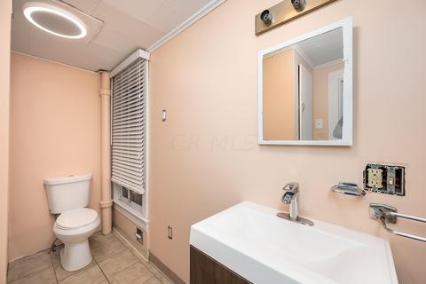 256 W Central Ave, Delaware, OH 43015 photo 32