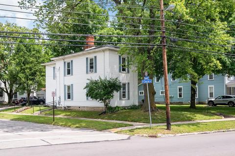 256 W Central Ave, Delaware, OH 43015 photo 3