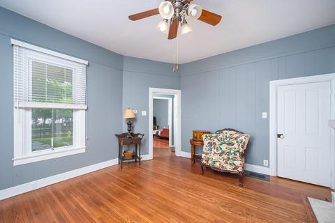 256 W Central Ave, Delaware, OH 43015 photo 13