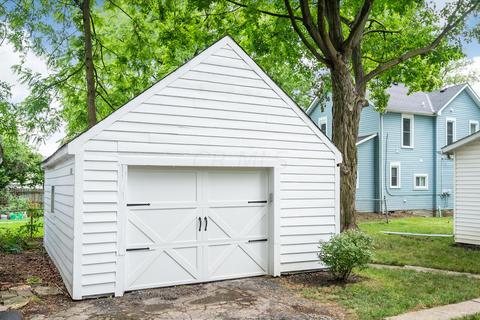 256 W Central Ave, Delaware, OH 43015 photo 8