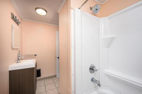 256 W Central Ave, Delaware, OH 43015 photo 33