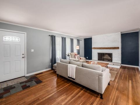 320 N Hamilton Rd, Gahanna, OH 43230 photo 3