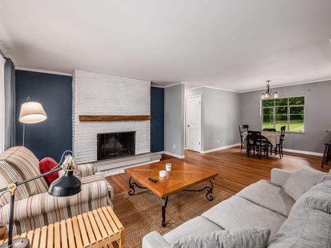 320 N Hamilton Rd, Gahanna, OH 43230 photo 6