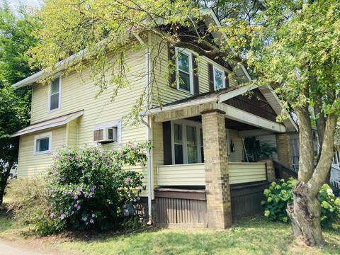 77 E Markison Ave, Columbus, OH 43207 photo 2