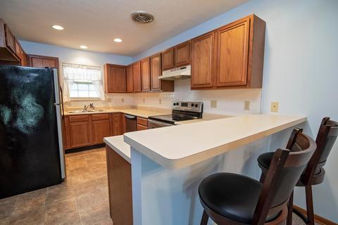 4780 Cornell St, Springfield, OH 45503 photo 2