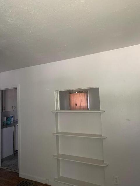 771 E Tulane Rd, Columbus, OH 43211 photo 5