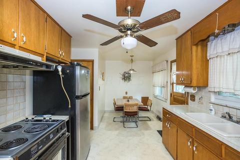325 E North St, Worthington, OH 43085 photo 12