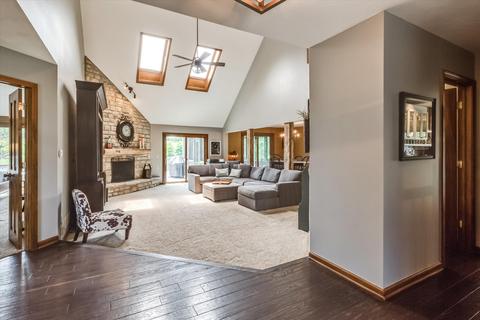 6125 Deeside Dr, Dublin, OH 43017 photo 3