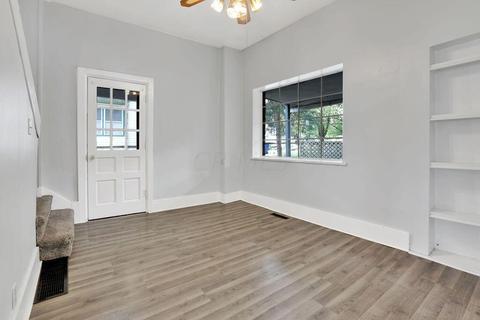 276 E William St, Delaware, OH 43015 photo 14