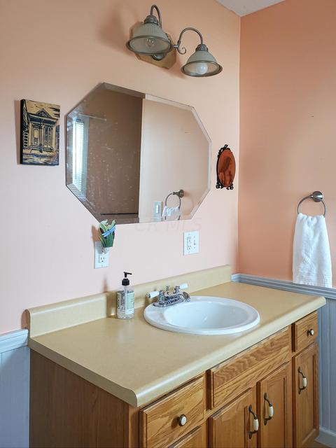 122 Locust St, Jackson, OH 45640 photo 18