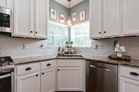 6049 Dublinshire Dr, Dublin, OH 43017 photo 17