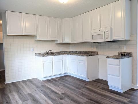 2051 Providence Ave, Springfield, OH 45503 photo 3